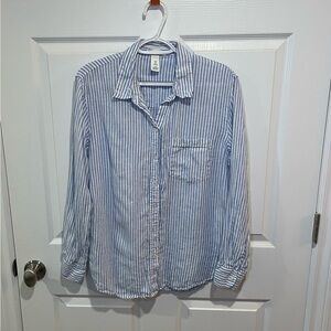 H&M Blue and White Long Sleeve Button Down Shirt